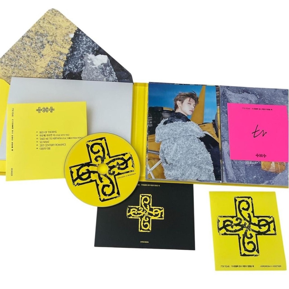 Taehyun Signed: Tomorrow x Together – 7TH YEAR: A Moment of Stillness
